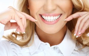 How would you your smile to change? Enhance your teeth and gums with artistic dentistry from Dr. Pennie Moreland, cosmetic dentist in Allen. 